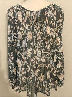 LC Lauren Conrad Black Pleated Floral Top with Pink and Cream Blooms